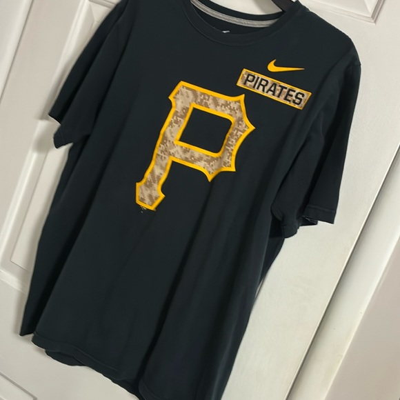 Nike Pittsburgh Pirates T-shirt - Picture 1 of 3